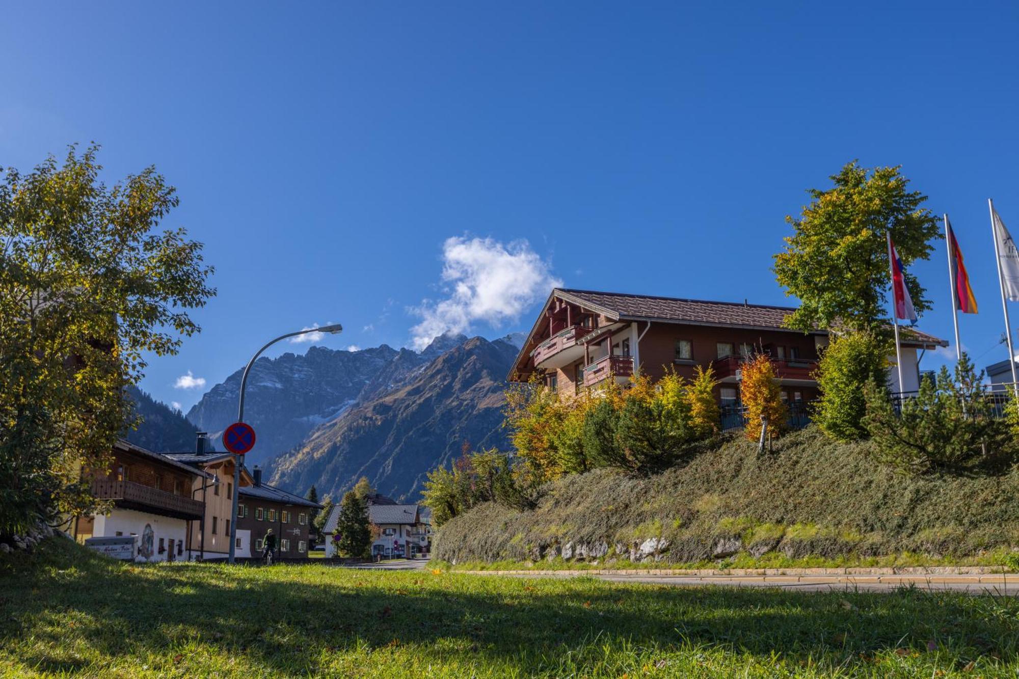 Ifa Alpenrose Hotel Kleinwalsertal Mittelberg Exterior foto